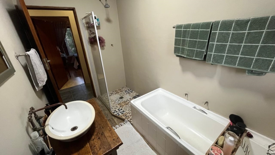 3 Bedroom Property for Sale in Noorsekloof Eastern Cape